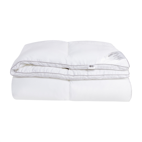 Bambus Juniorbettdecke 100x140 cm - Allergikerfreundliche Ganzjahresdecke mit extra weicher Daunenfaser und 100% Bambusbezug - Nordstrand Home