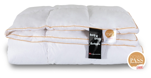 Decke 135x200 cm - Satin-Moschus Ganzjahresdecke - Die Jahresdecke 2024 - Borg Living