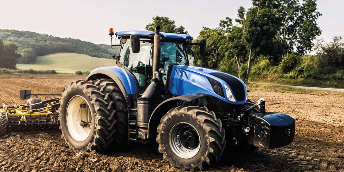 Traktor Handtuch - 70x140 cm - 100% Baumwolle - Weiches Badetuch mit einem blauen Traktor